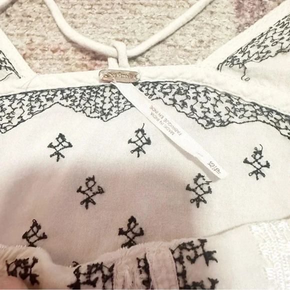 Free People Wild One Embroidered Top in Ivory size XS - Picture 13 of 16